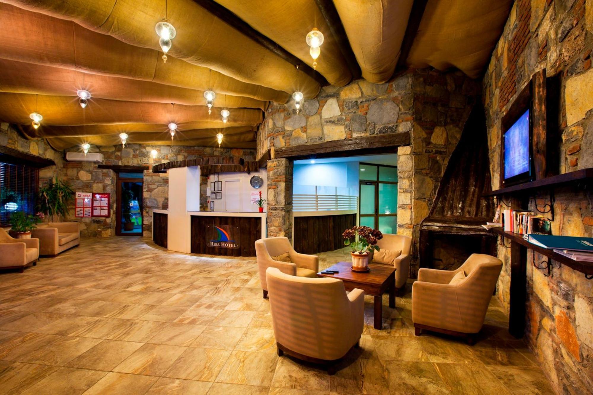 Bitez Risa Hotel מראה חיצוני תמונה