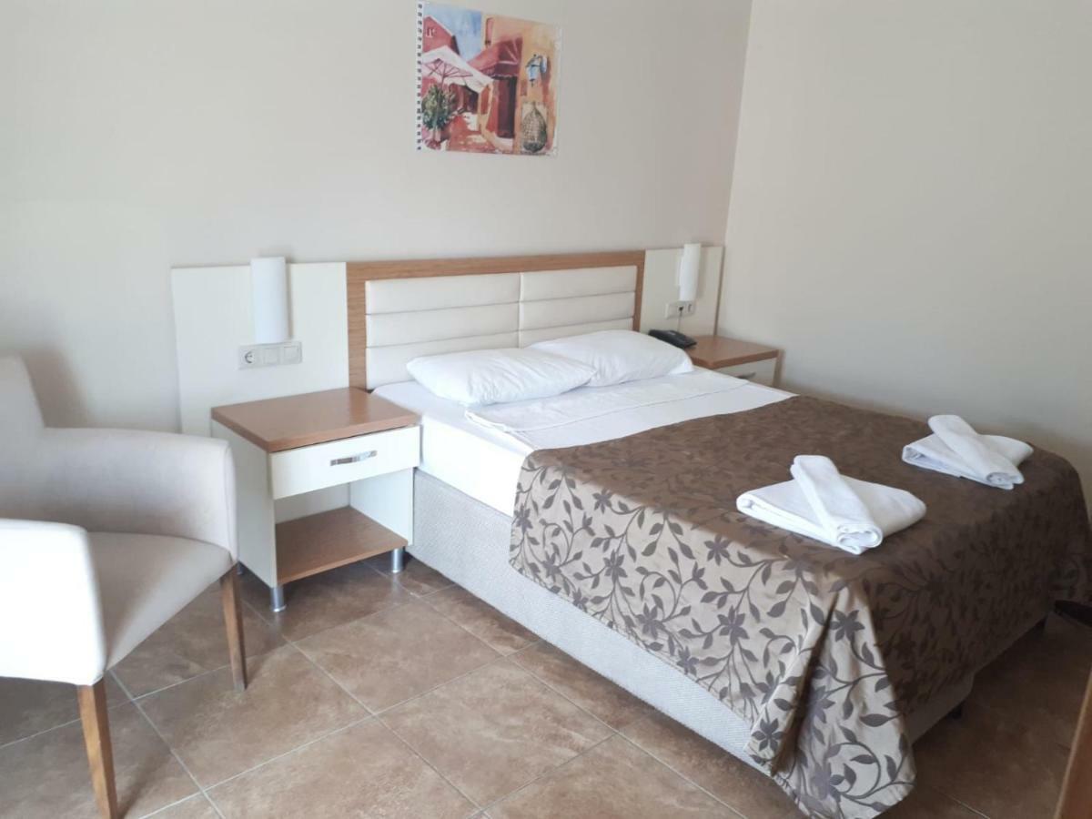 Bitez Risa Hotel מראה חיצוני תמונה