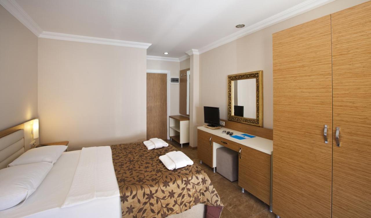 Bitez Risa Hotel מראה חיצוני תמונה