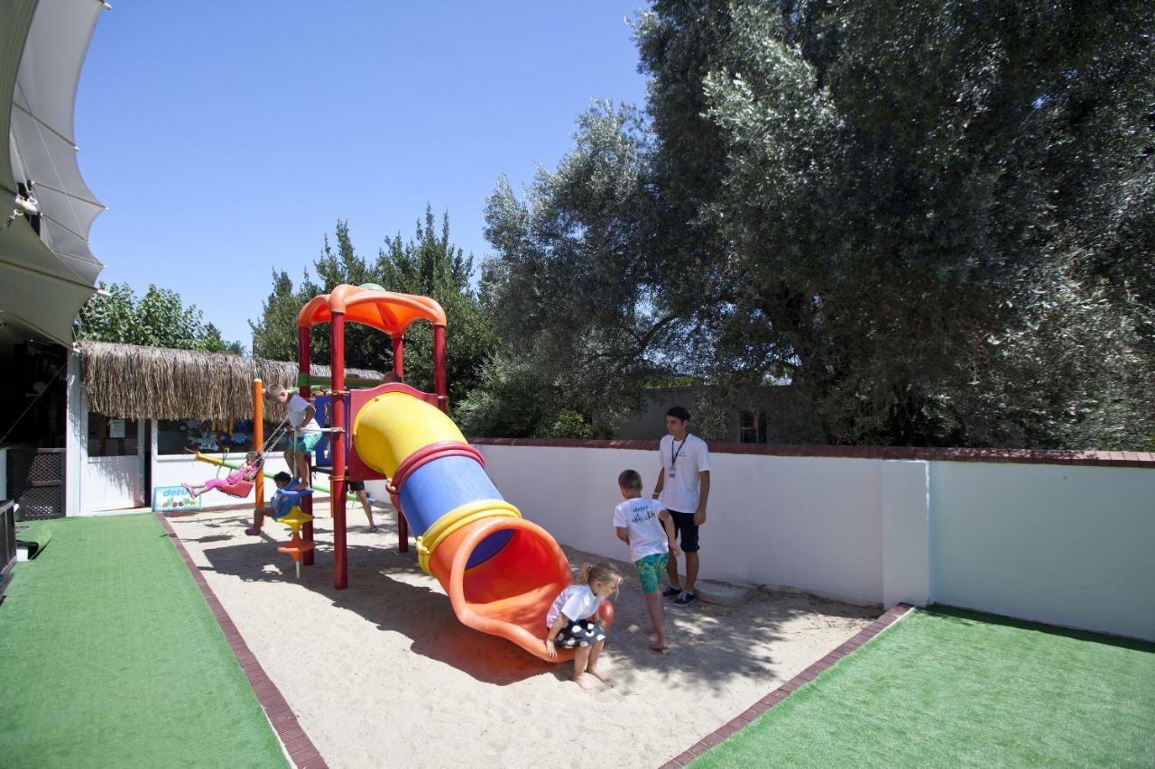 Bitez Risa Hotel מראה חיצוני תמונה